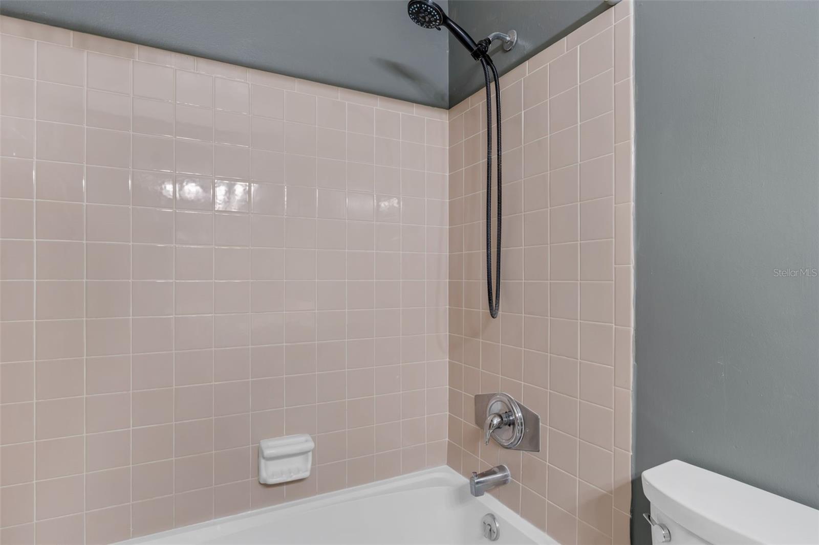 Image 16 of 25 For 1032 Calanda Avenue 1032