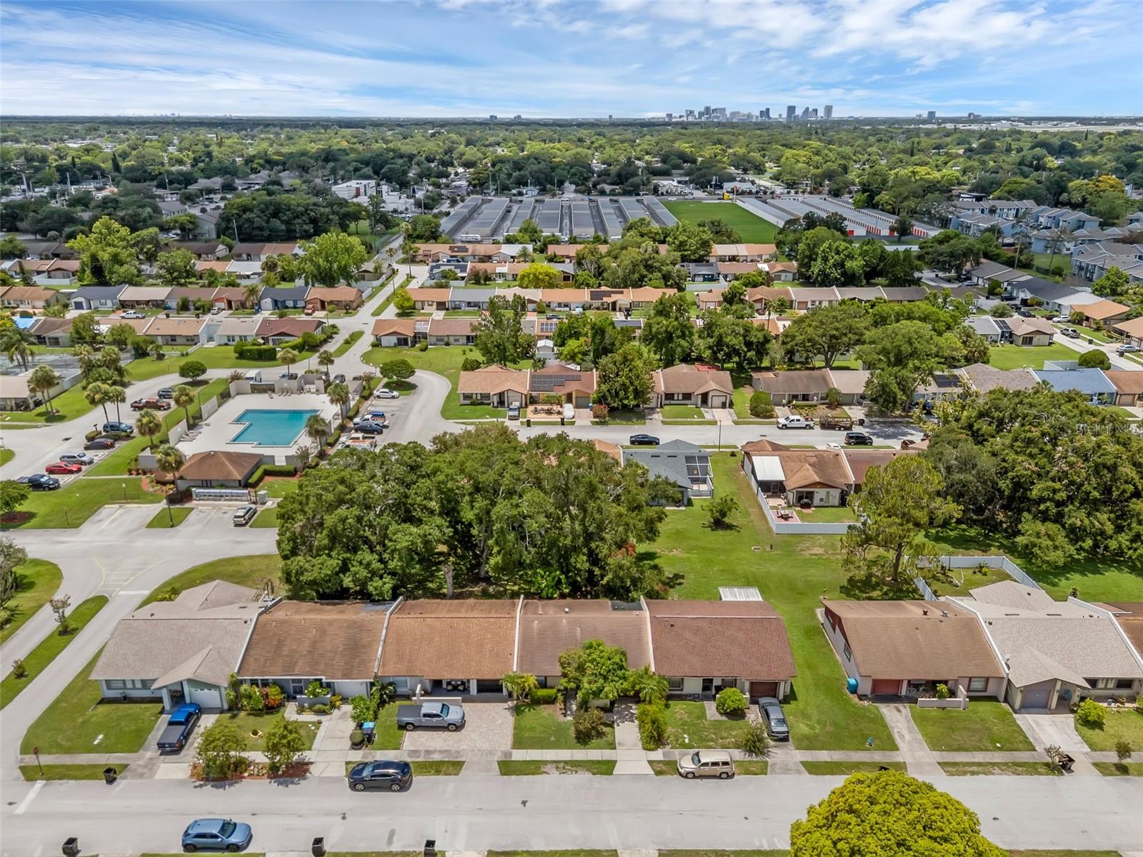 Image 23 of 25 For 1032 Calanda Avenue 1032