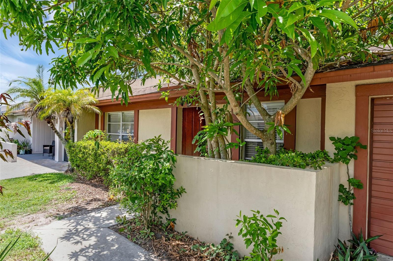 Image 24 of 25 For 1032 Calanda Avenue 1032