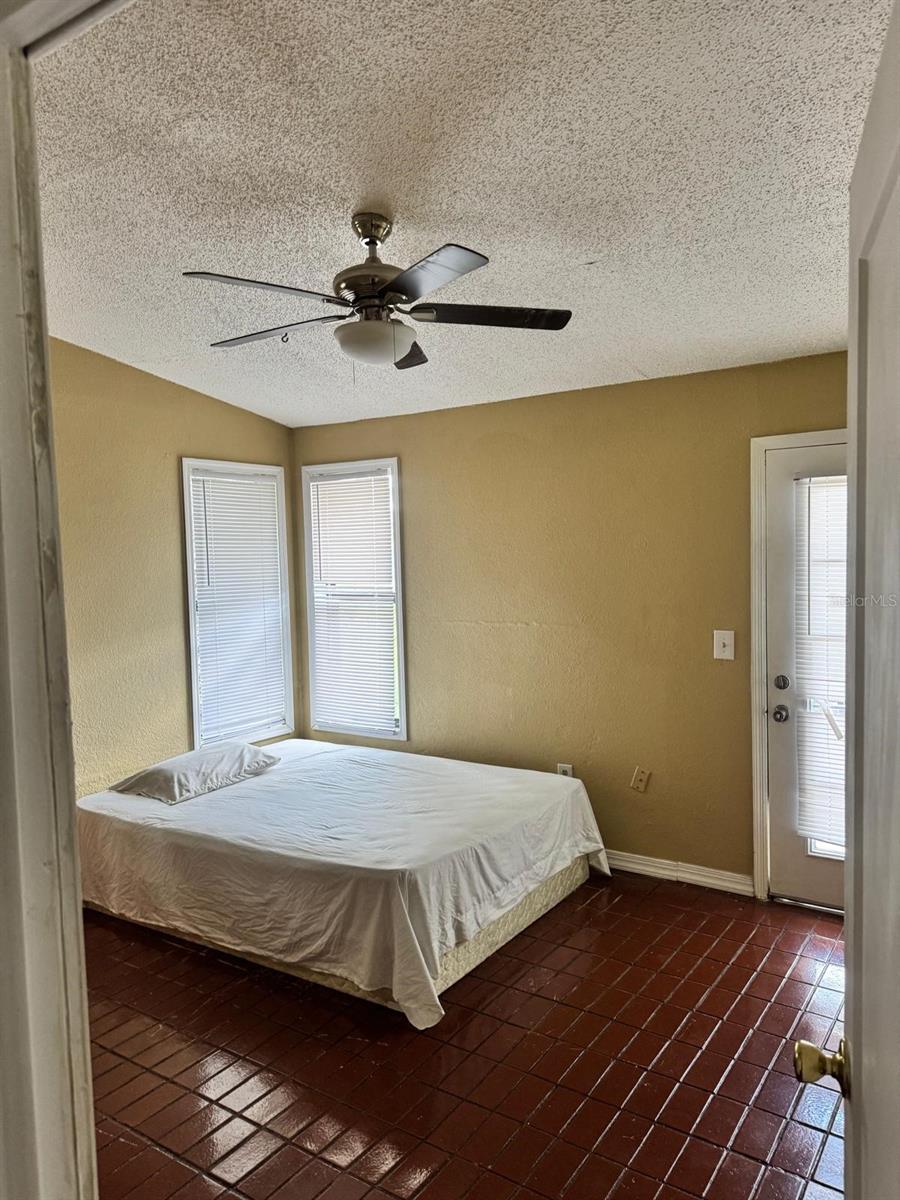 Image 8 of 18 For 11063 Auburndale Street