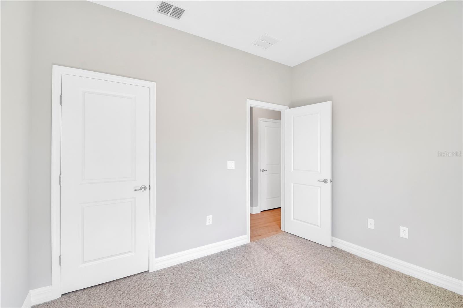 Image 37 of 47 For 6291 133rd Street Road