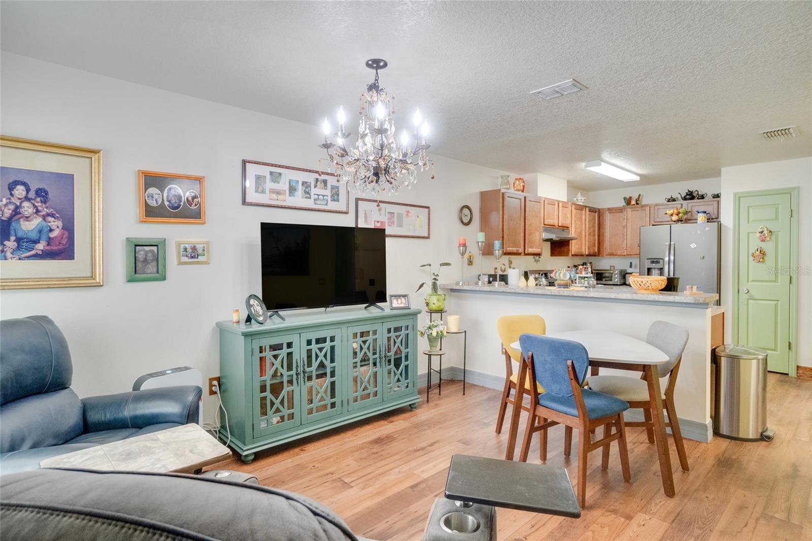 Image 3 of 16 For 4613 College Drive