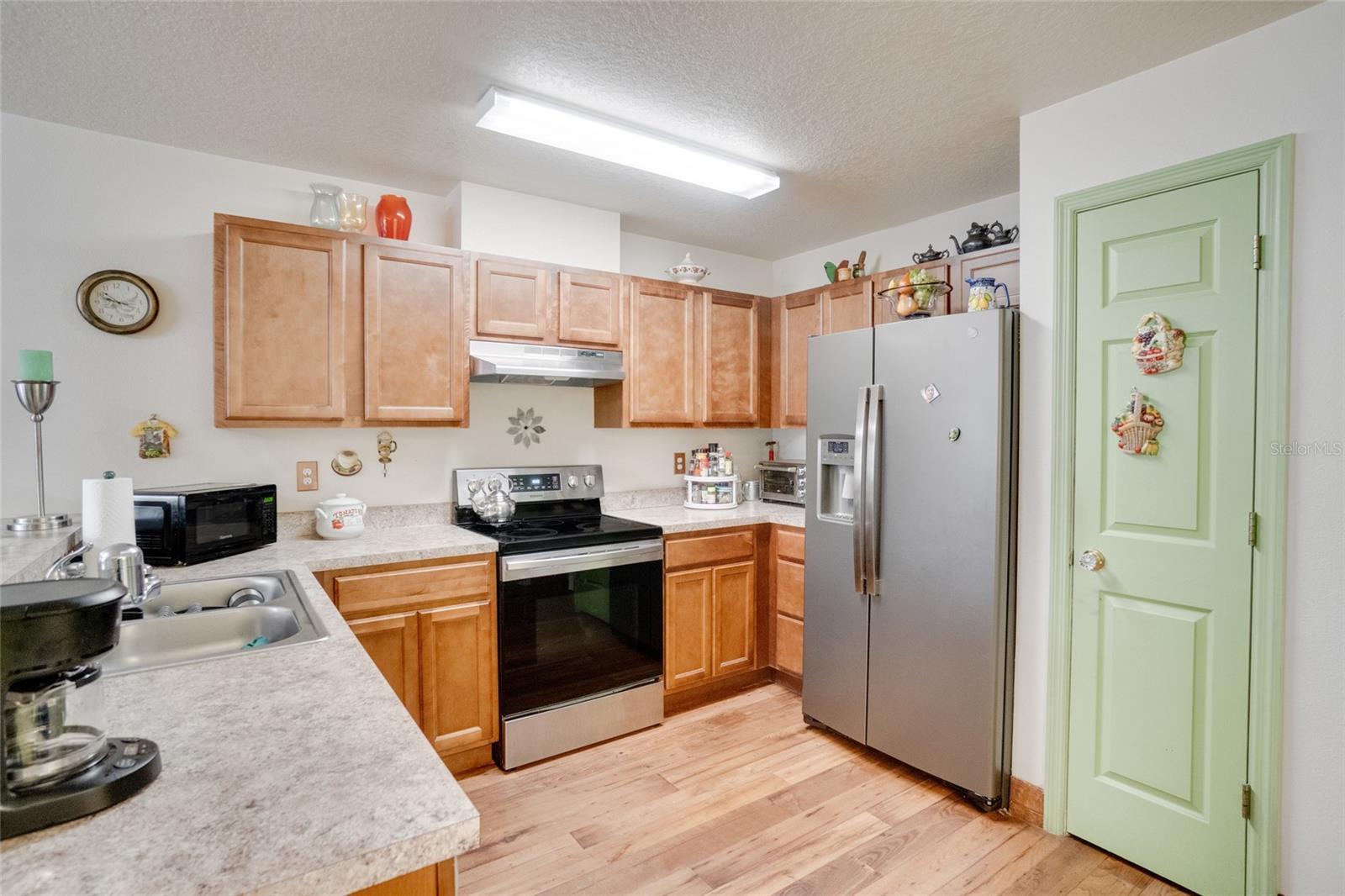 Image 6 of 16 For 4613 College Drive