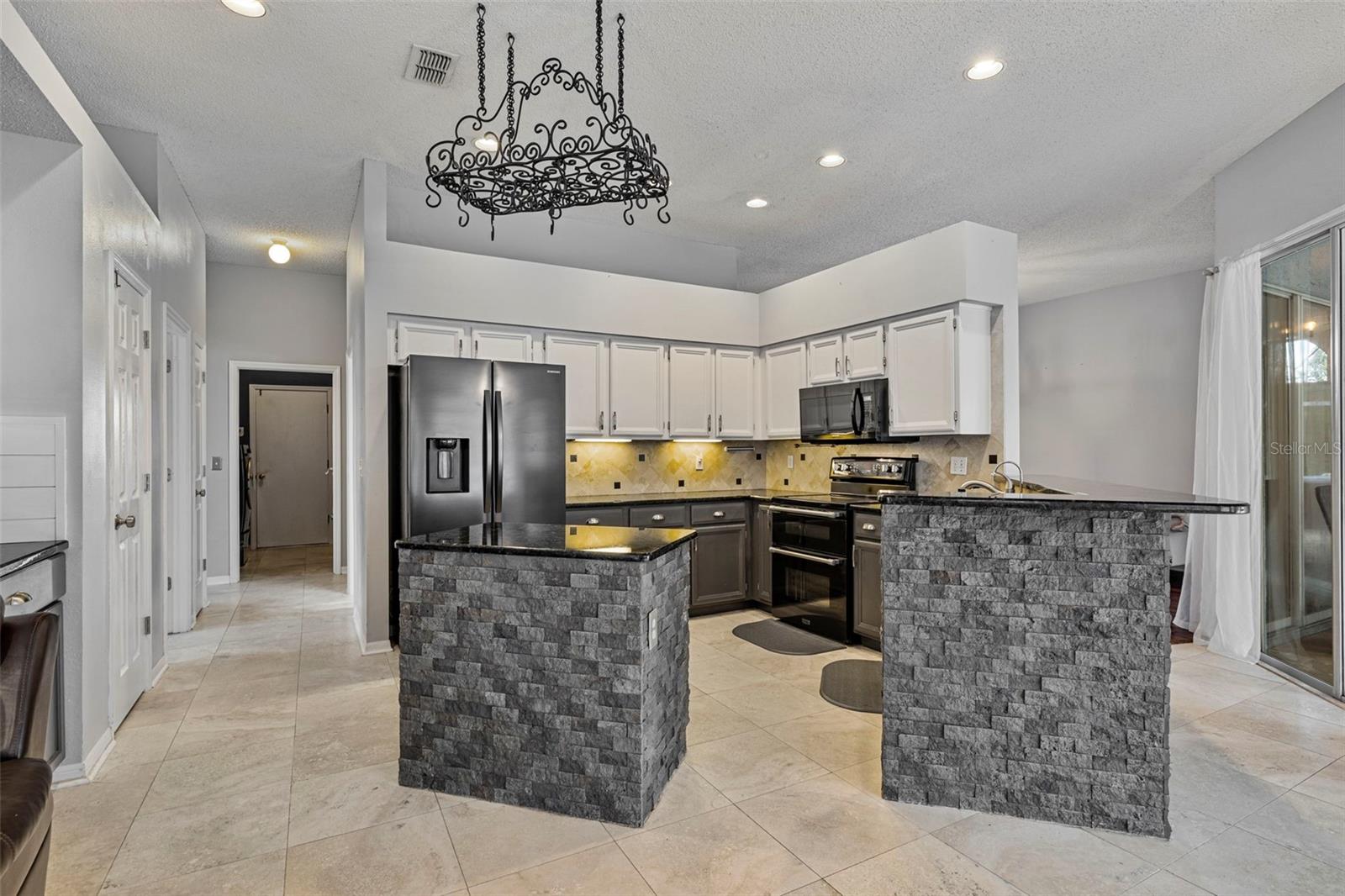 Image 12 of 44 For 28707 Raleigh Place
