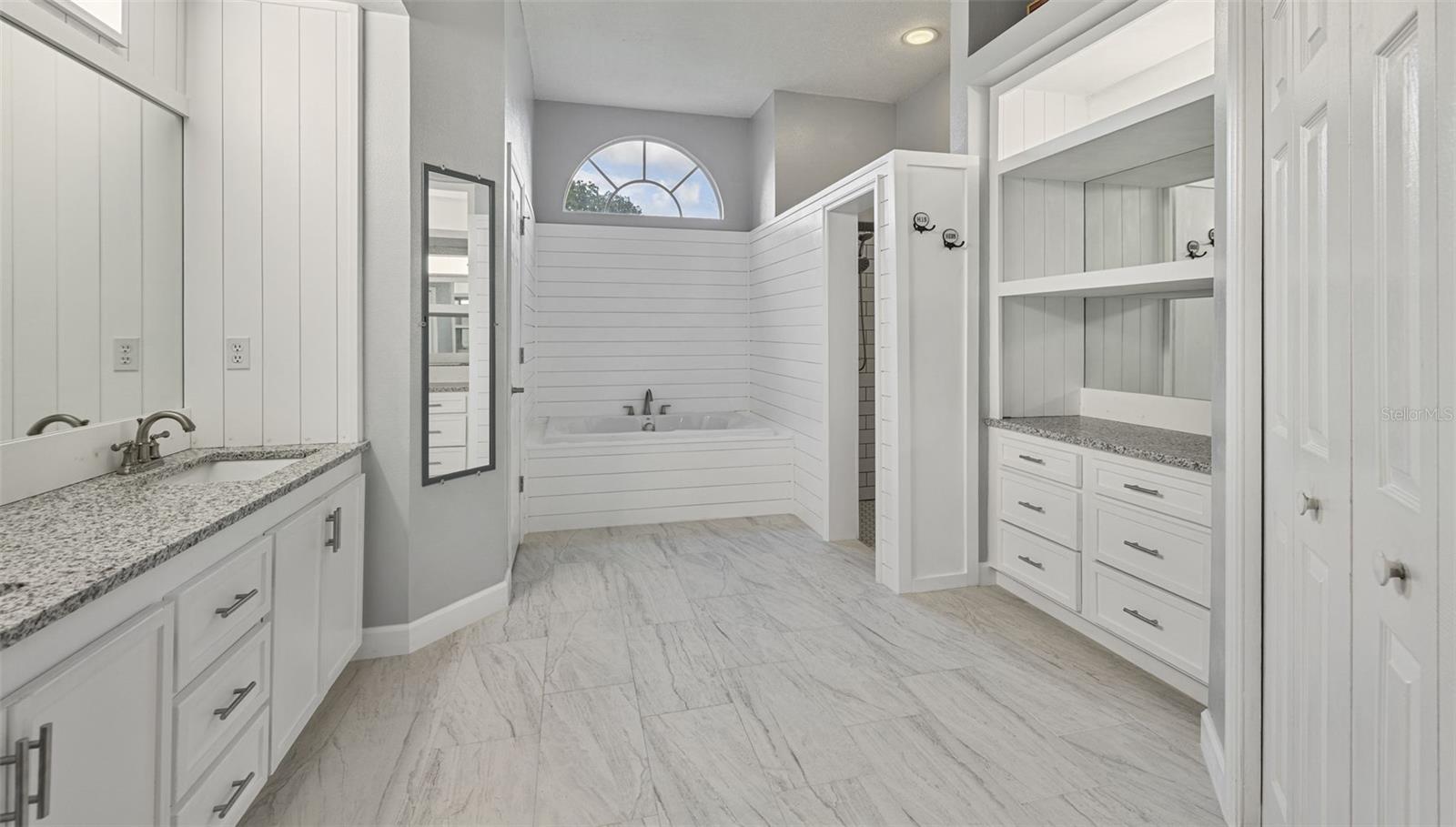 Image 21 of 44 For 28707 Raleigh Place