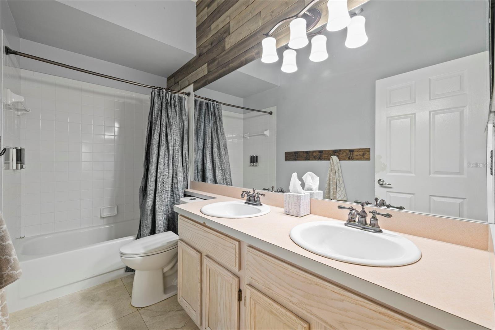 Image 28 of 44 For 28707 Raleigh Place