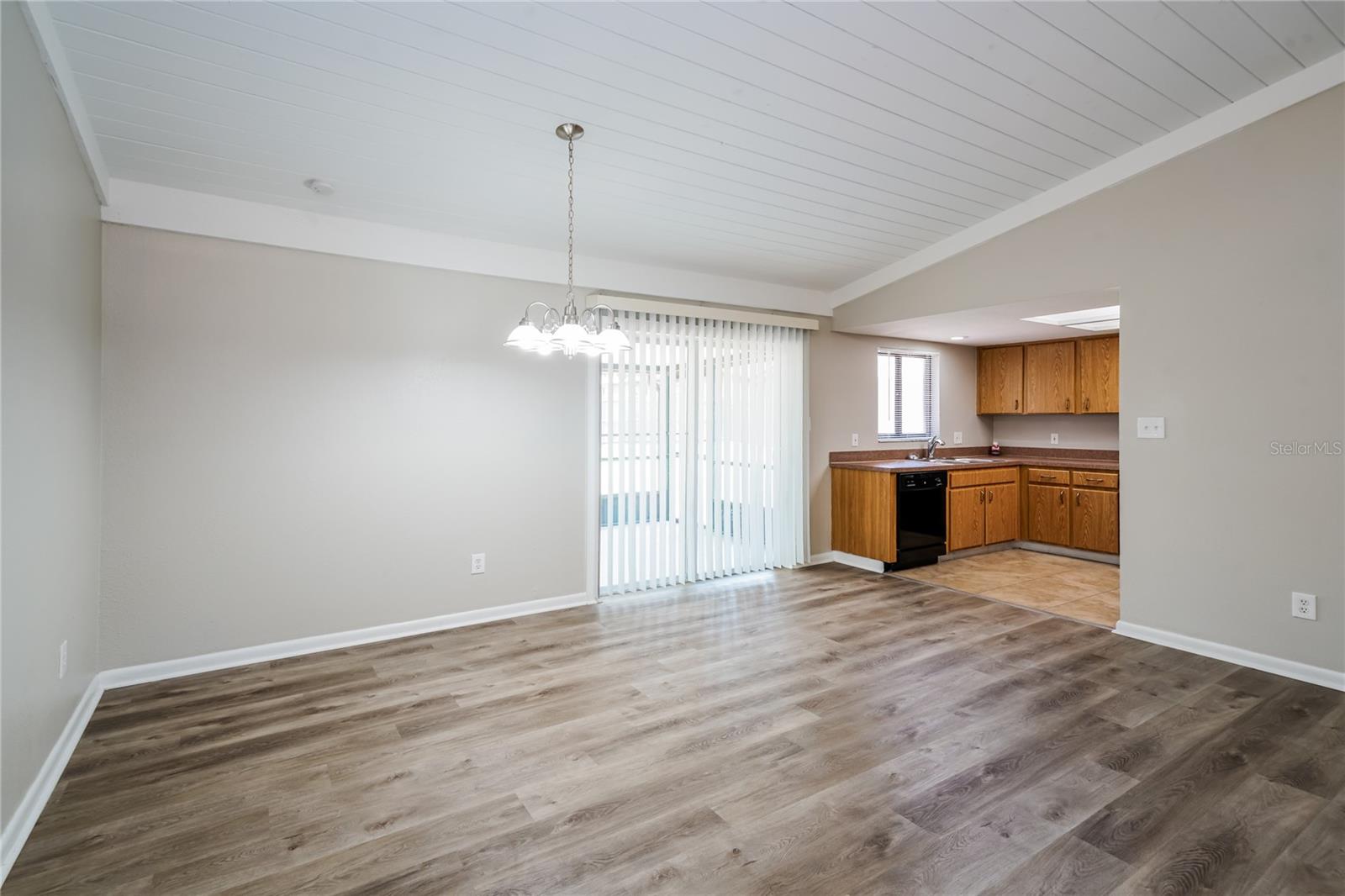 Image 4 of 16 For 4212 Temple Heights Road