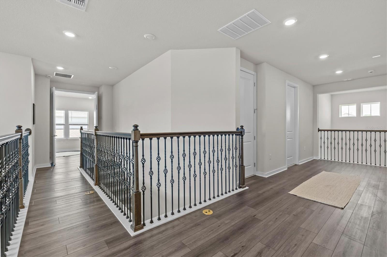 Image 37 of 77 For 3179 Sailing Pier Avenue