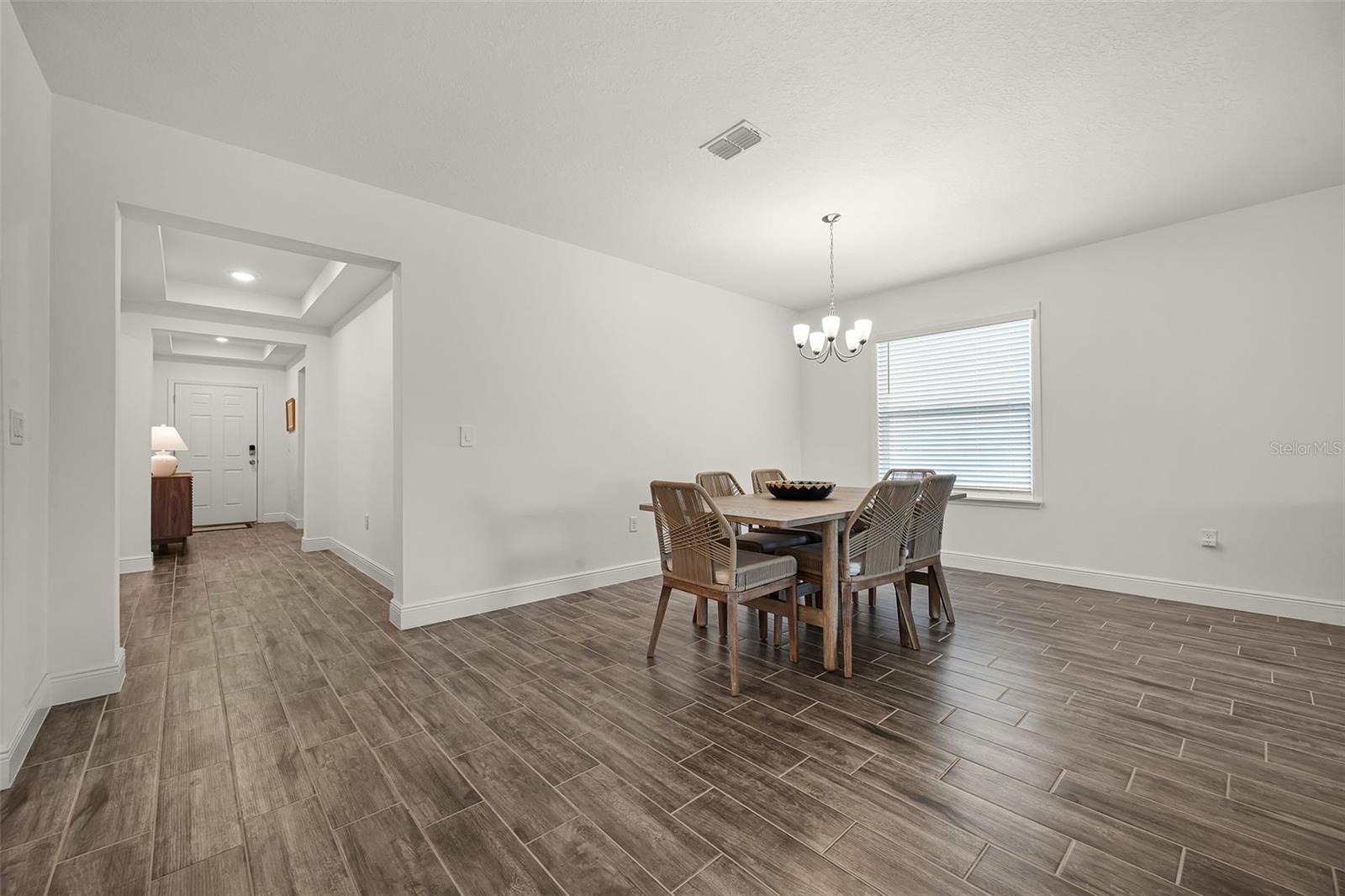 Image 13 of 73 For 1111 Oak Bluff Drive