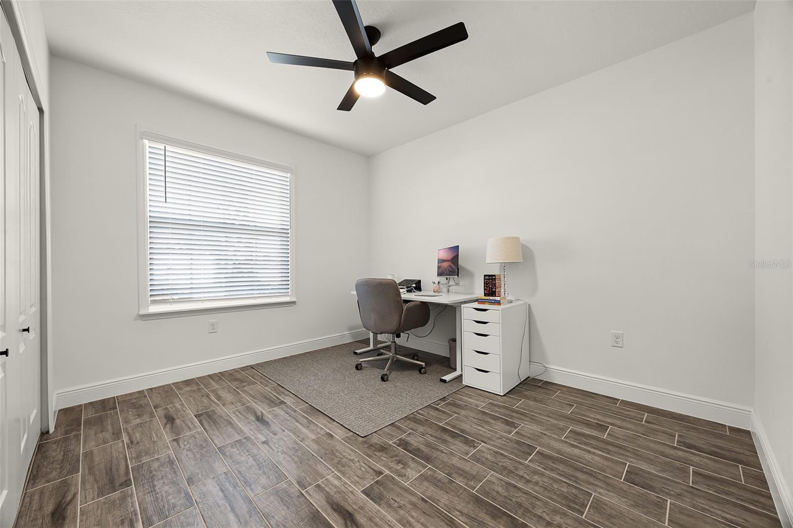 Image 33 of 73 For 1111 Oak Bluff Drive