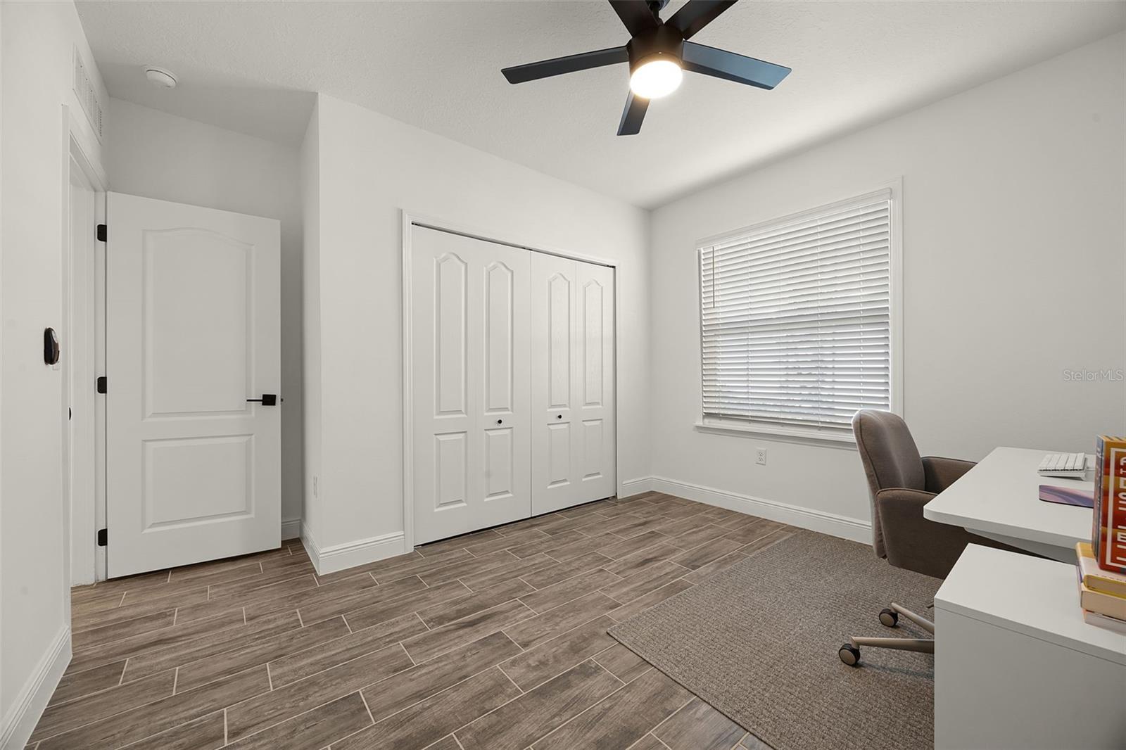 Image 34 of 73 For 1111 Oak Bluff Drive