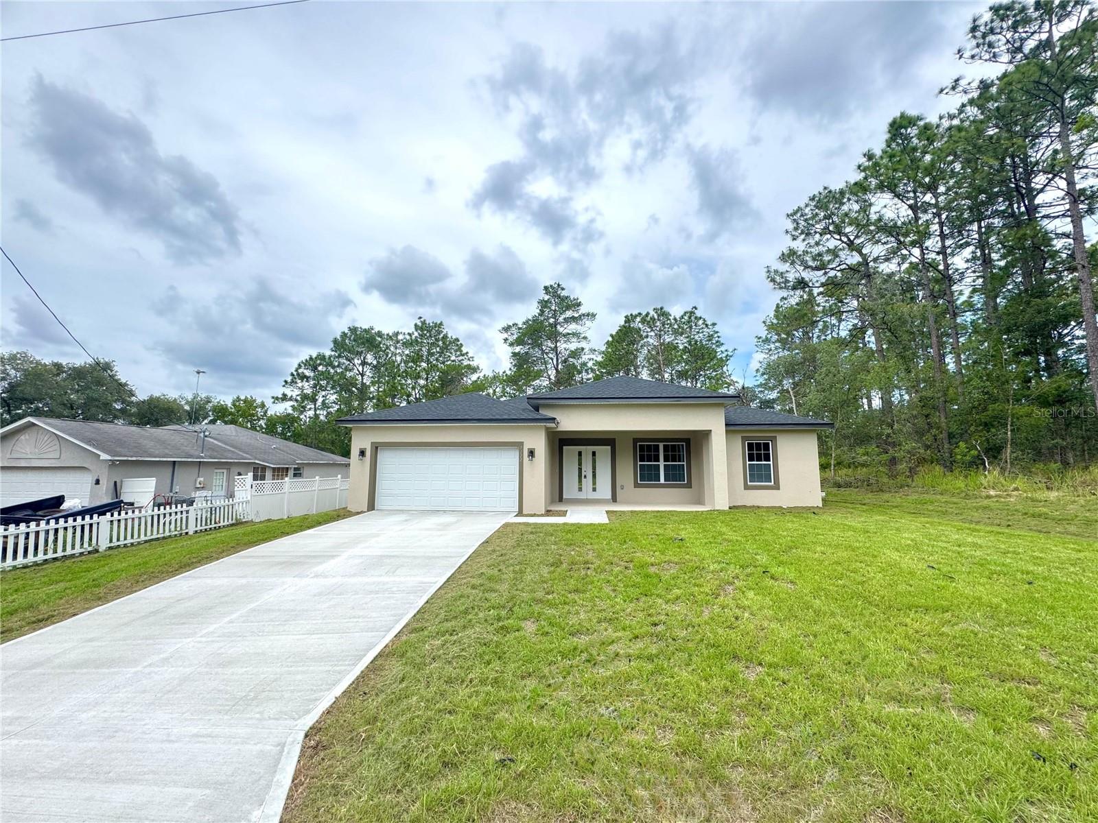 Listing photo id 0 for 7222 Lime Drive