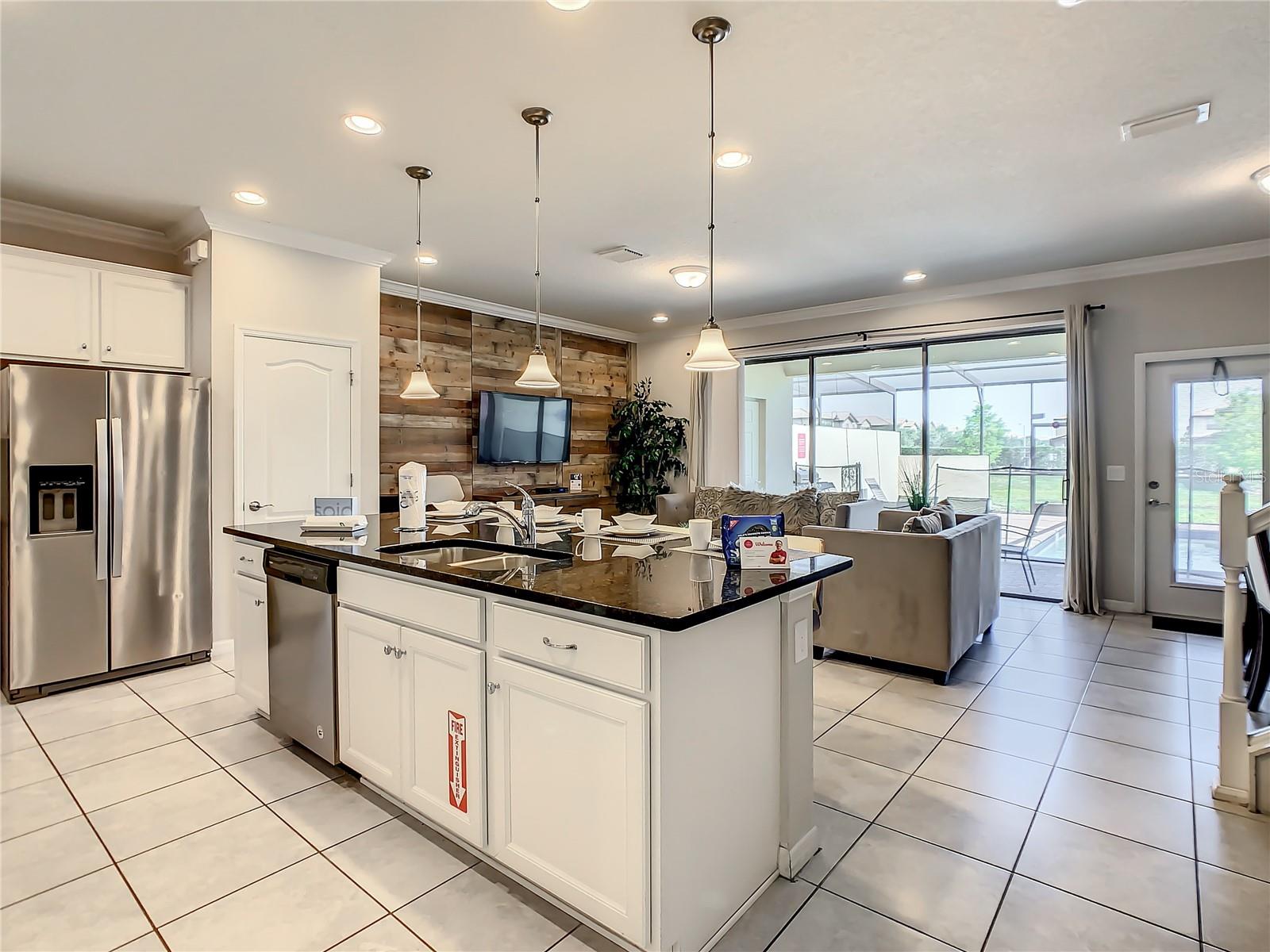 Image 4 of 39 For 8911 Geneve Court