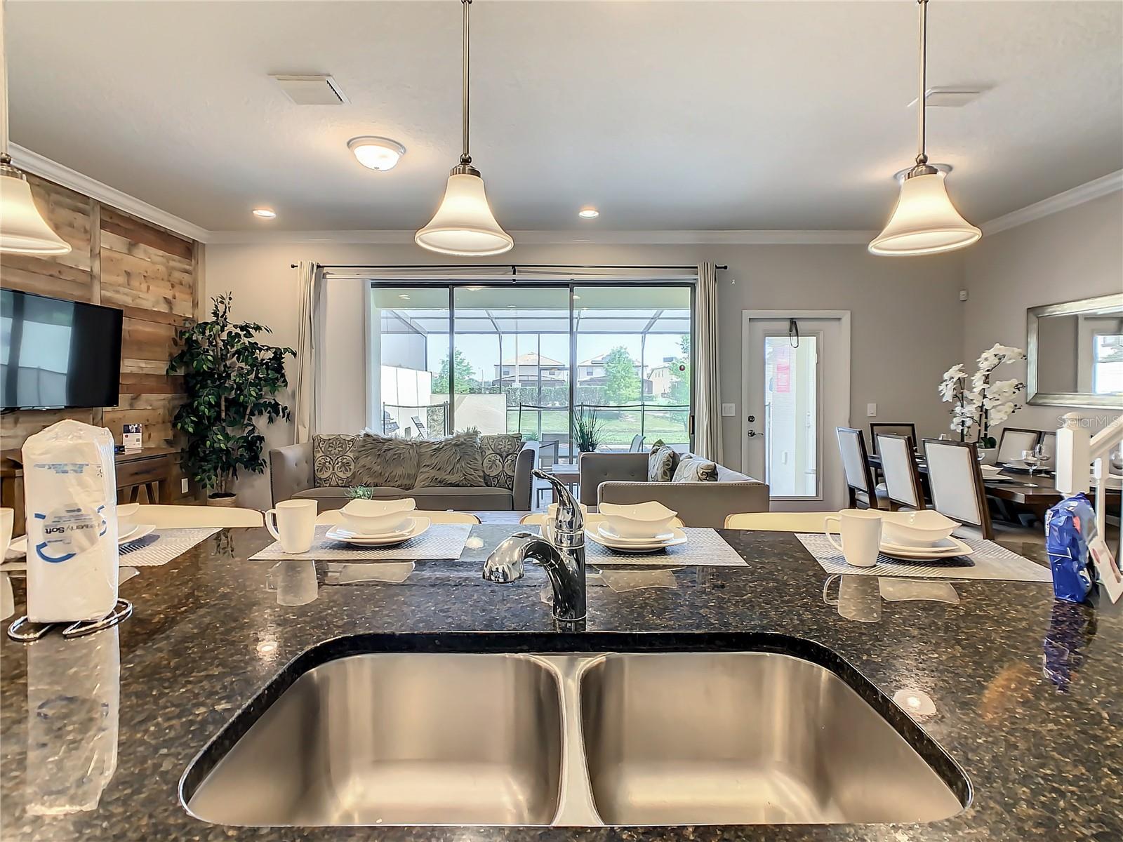 Image 6 of 39 For 8911 Geneve Court