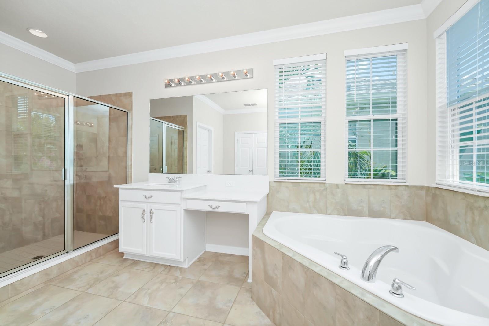 Image 25 of 49 For 5552 Remsen Cay Lane