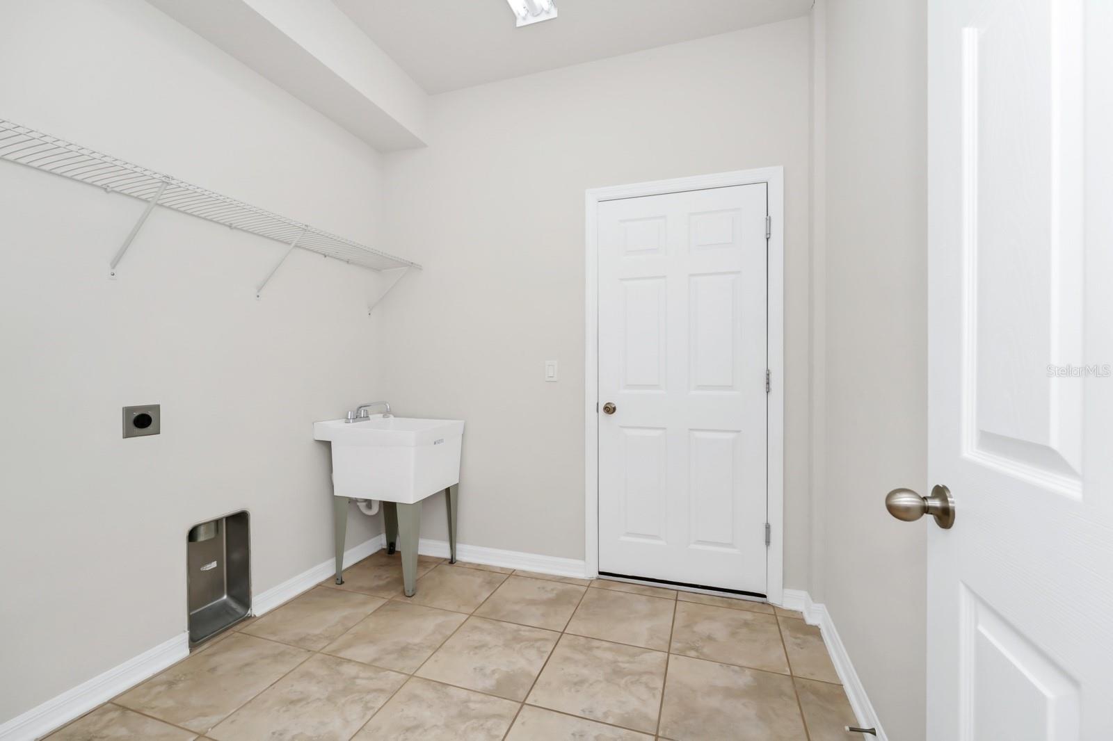 Image 38 of 49 For 5552 Remsen Cay Lane