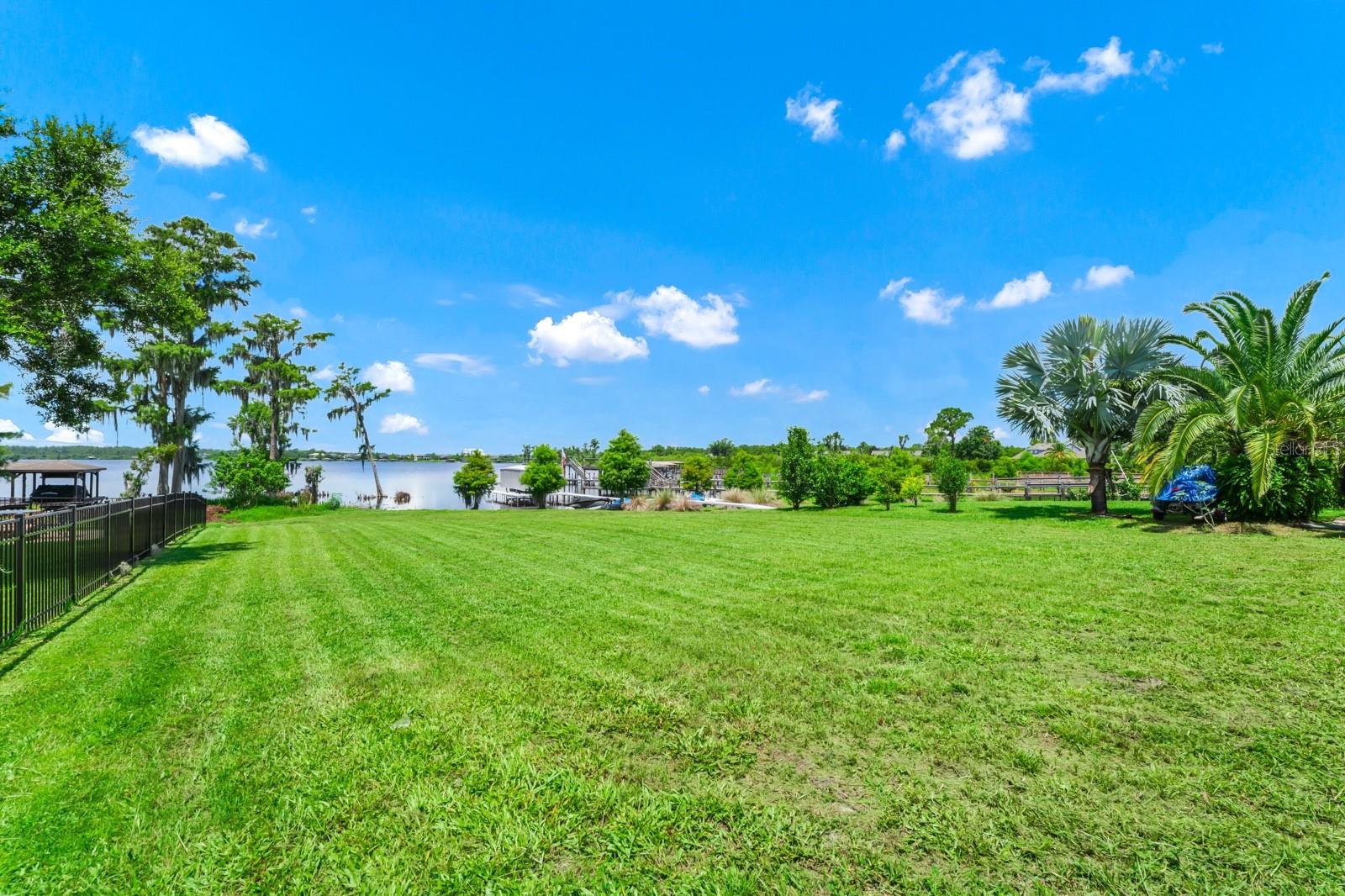 Image 40 of 49 For 5552 Remsen Cay Lane