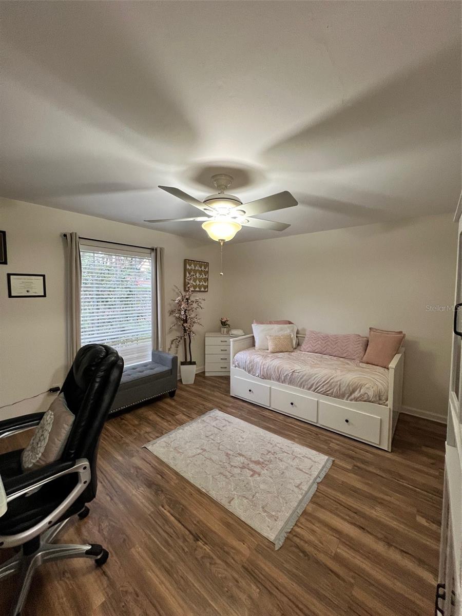 Image 5 of 15 For 1034 Villa Lane 18