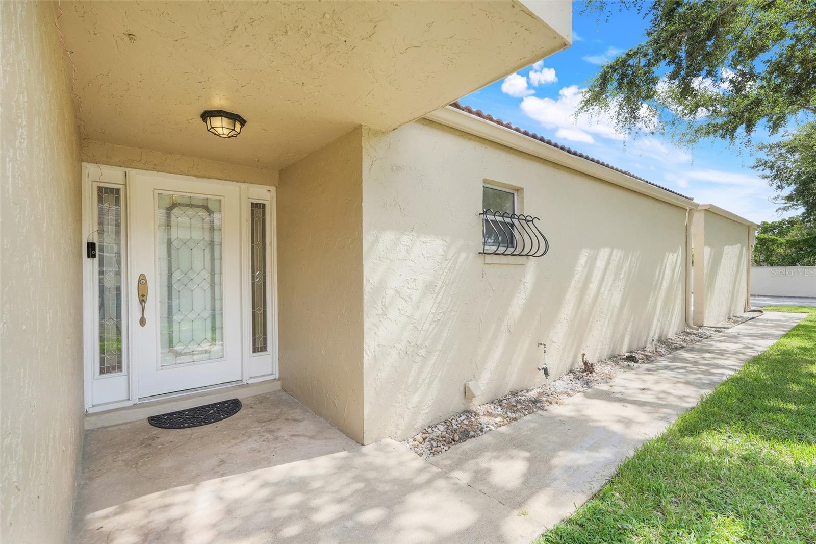Image 4 of 33 For 208 Sonora Drive  208