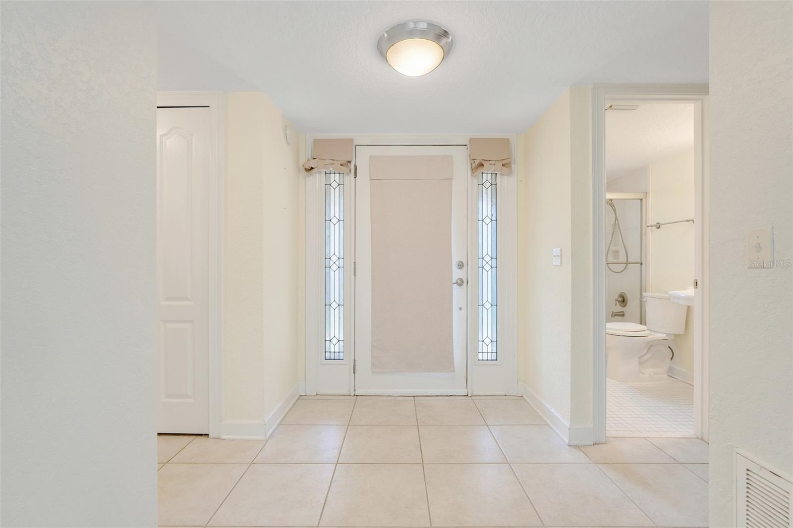 Image 5 of 33 For 208 Sonora Drive  208