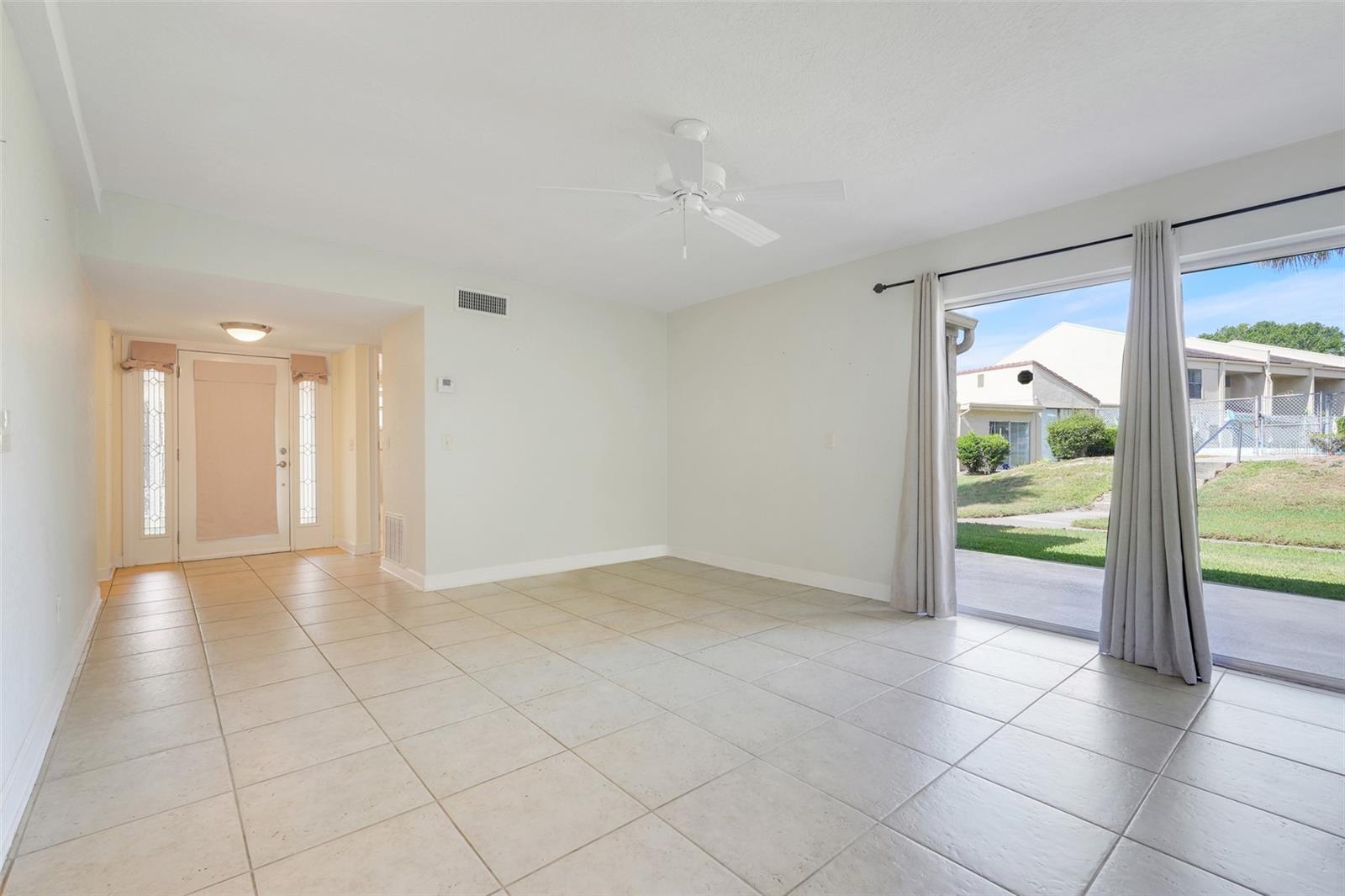 Image 6 of 33 For 208 Sonora Drive  208