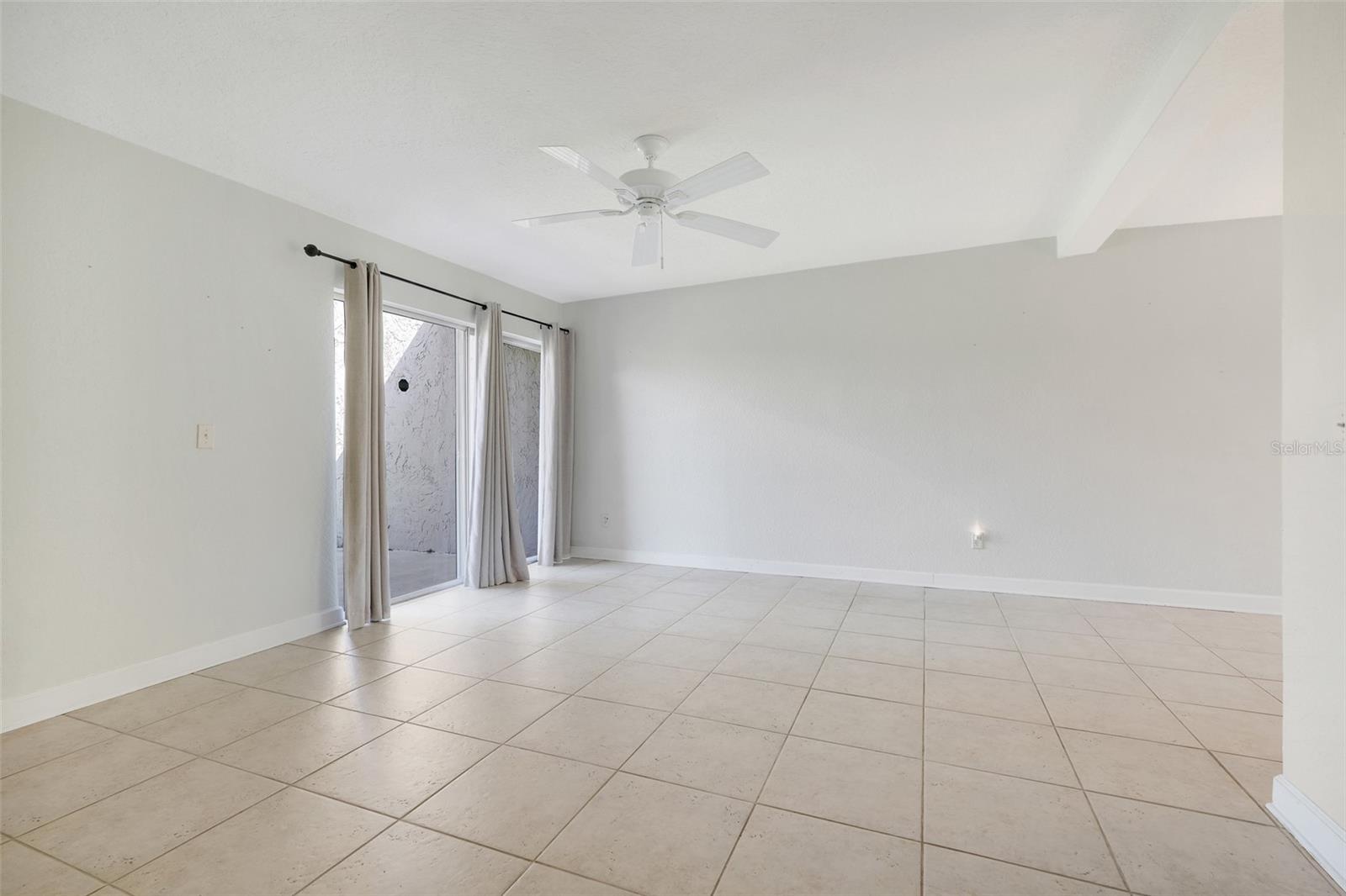 Image 7 of 33 For 208 Sonora Drive  208