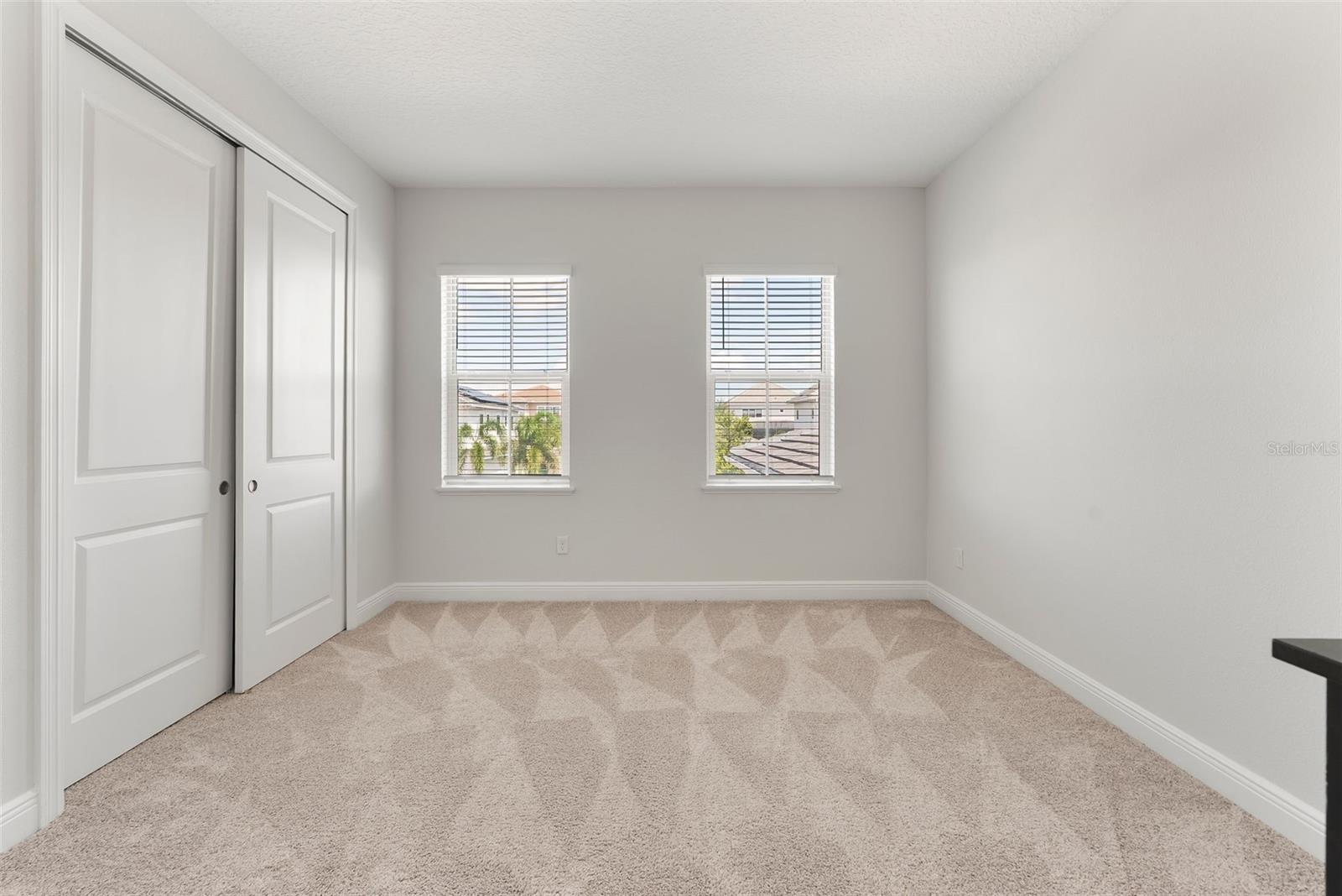 Image 17 of 34 For 15724 Cutter Sail Place