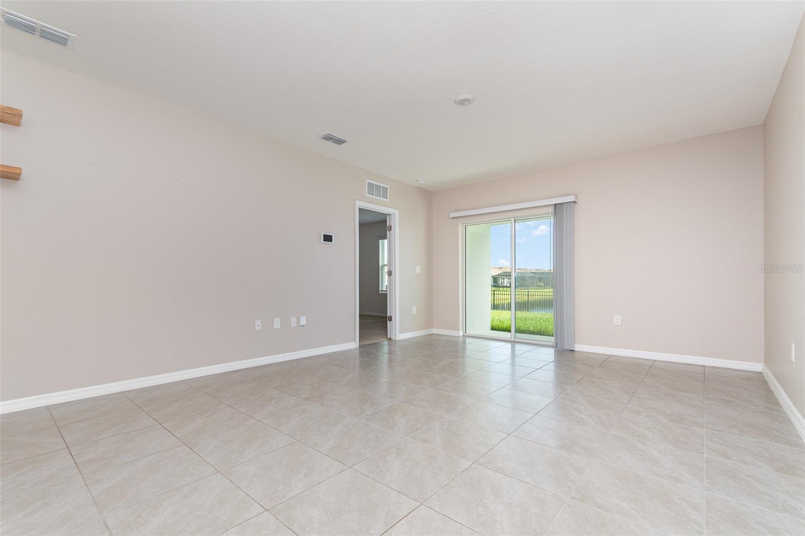 Image 4 of 25 For 3110 Areca Avenue