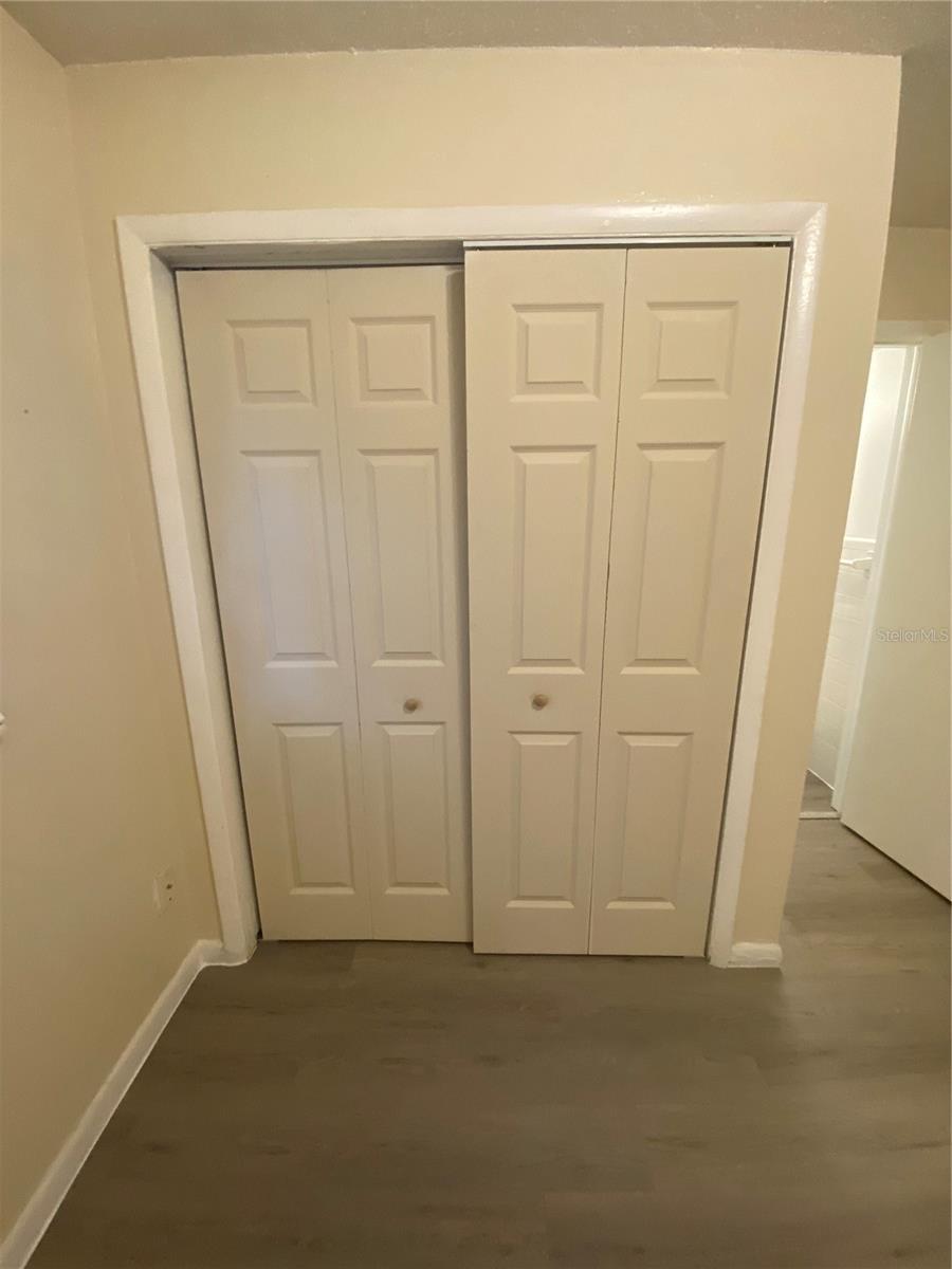 Image 10 of 12 For 619 Peachtree Street 7