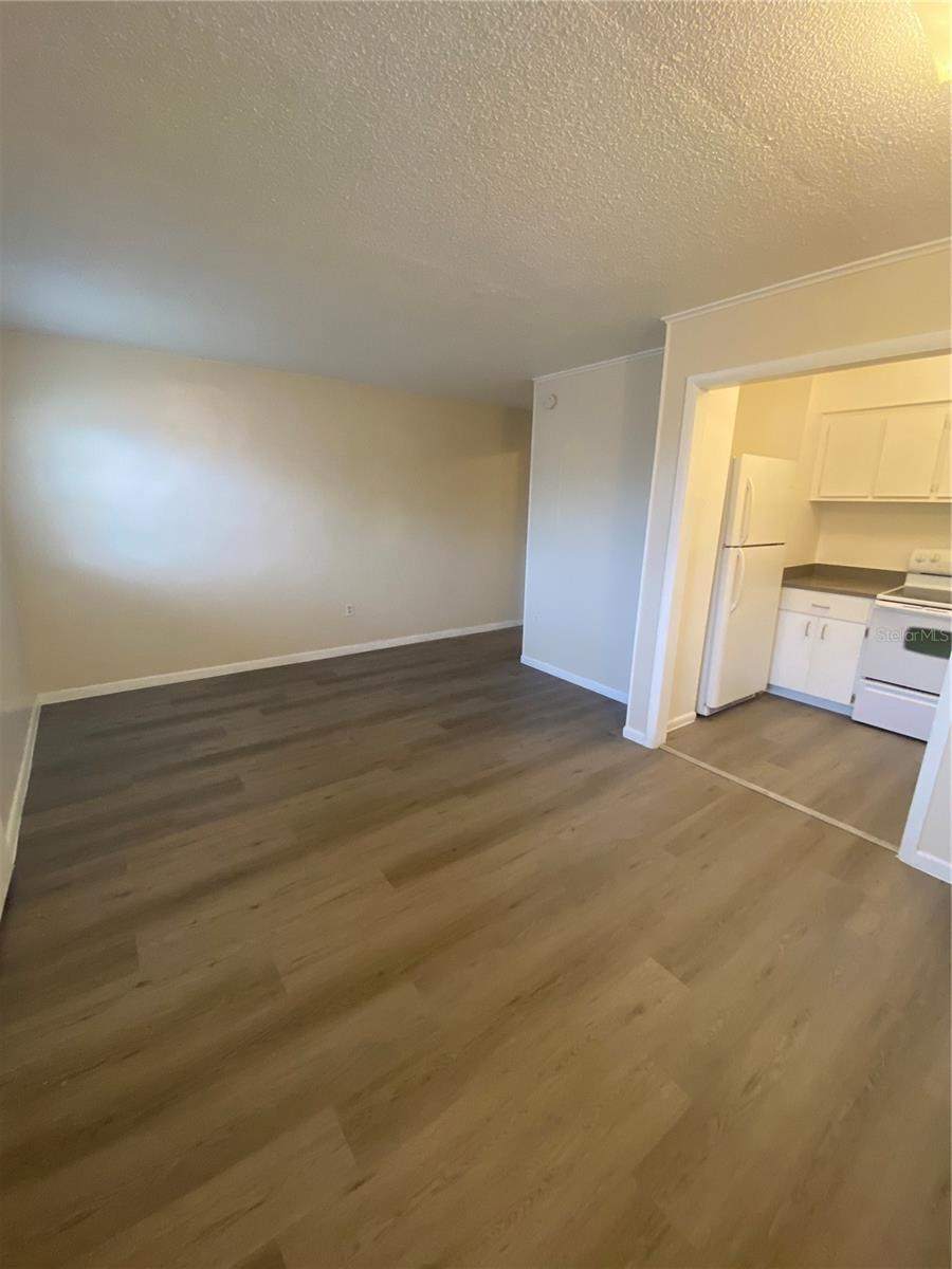 Image 4 of 12 For 619 Peachtree Street 7