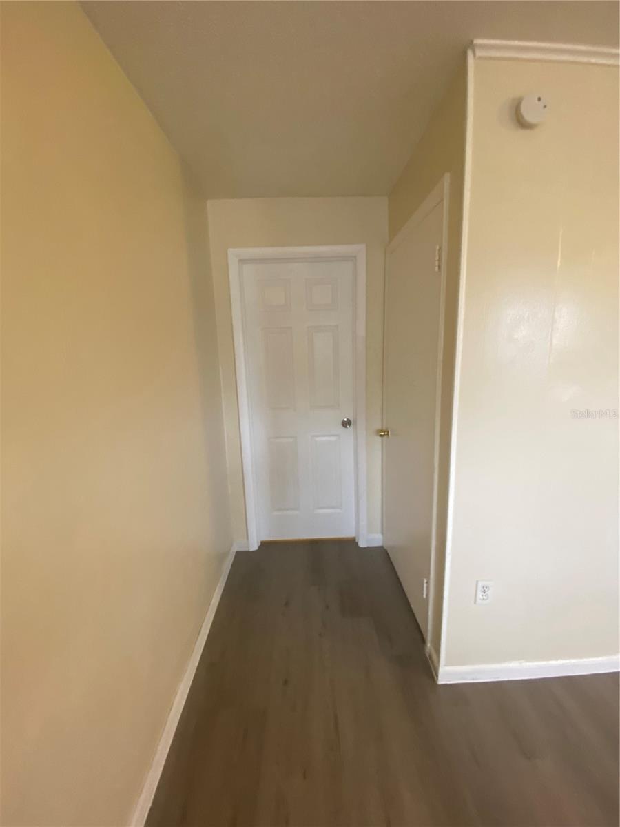 Image 6 of 12 For 619 Peachtree Street 7