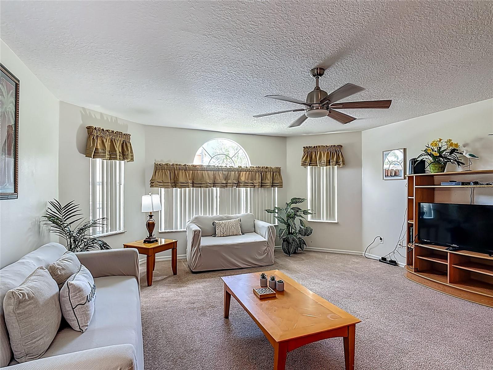 Image 23 of 51 For 8722 Rockingham Terrace B
