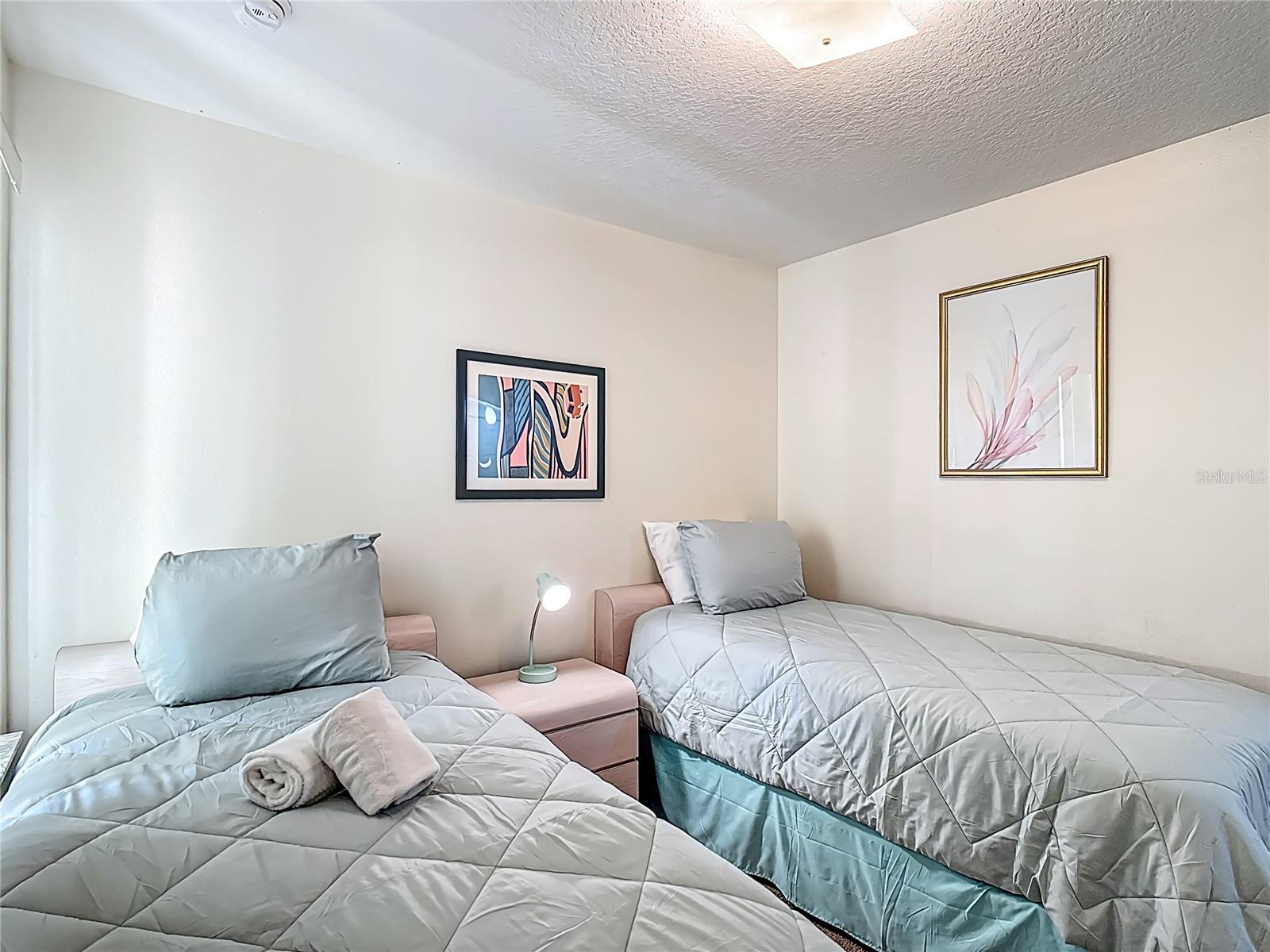 Image 36 of 51 For 8722 Rockingham Terrace B