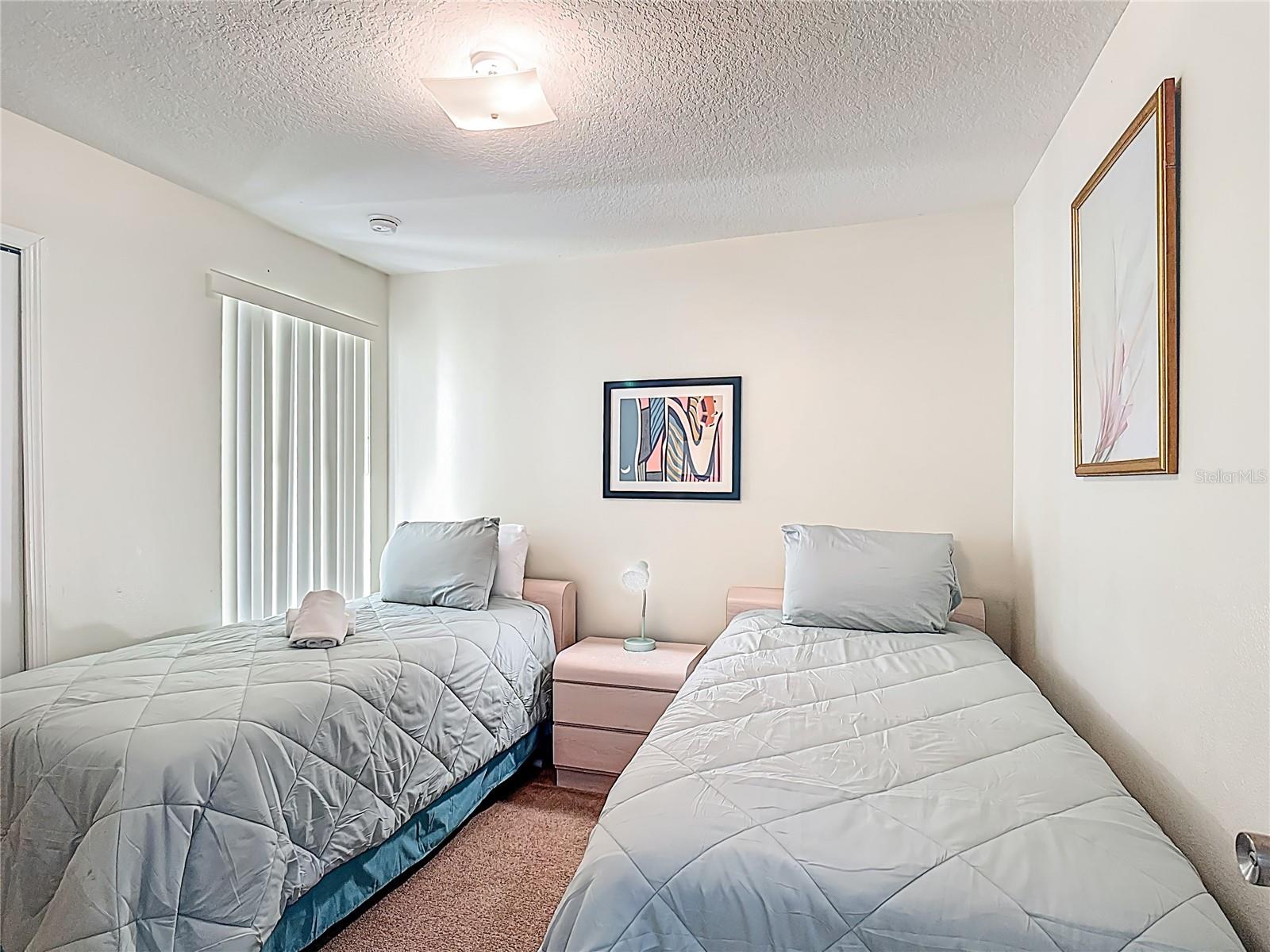 Image 37 of 51 For 8722 Rockingham Terrace B