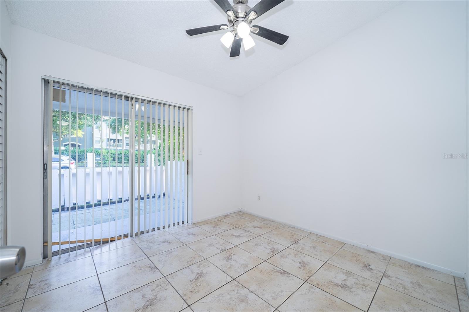 Image 15 of 21 For 3019 Casselwood Street