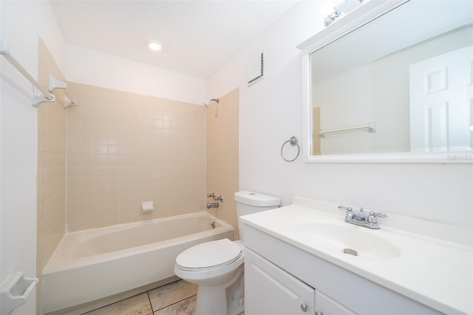 Image 16 of 21 For 3019 Casselwood Street