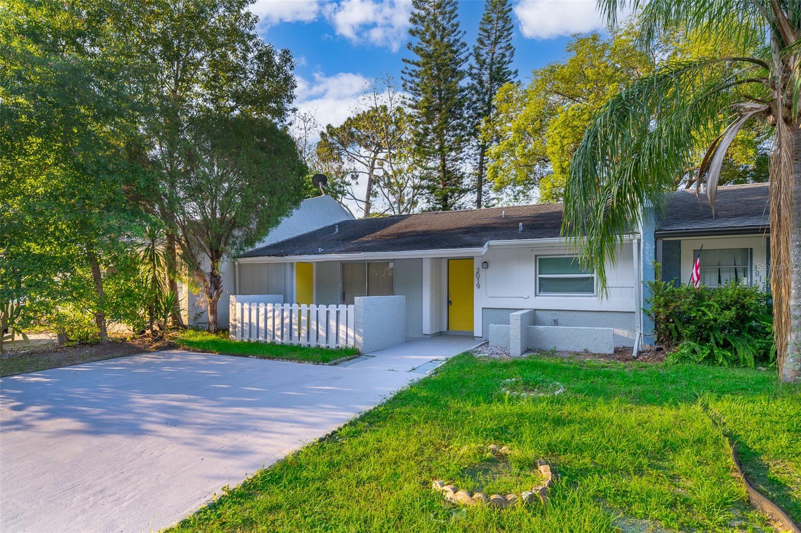 Image 2 of 21 For 3019 Casselwood Street