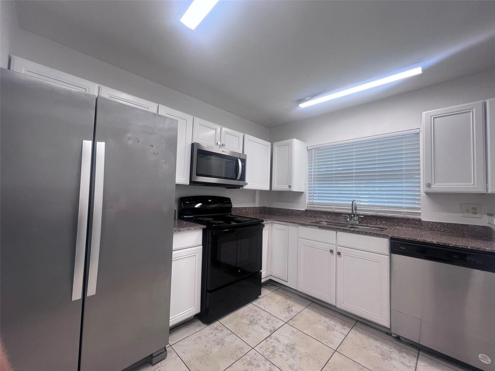 Image 4 of 21 For 3019 Casselwood Street