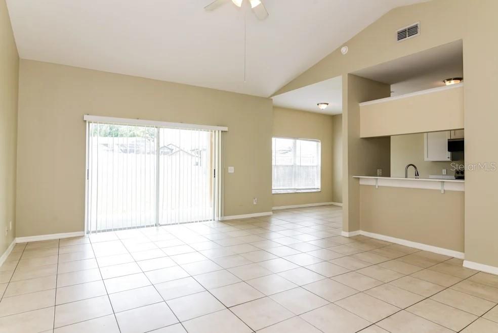 Image 4 of 6 For 855 Berwick Drive