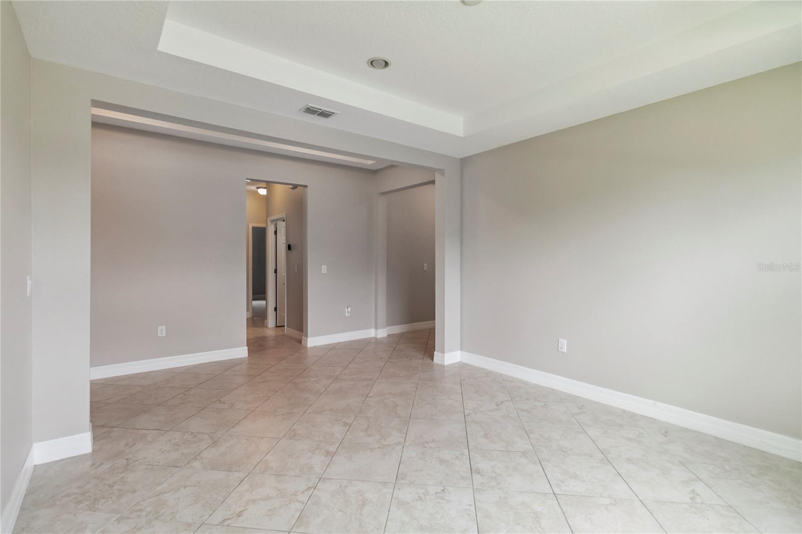 Image 7 of 32 For 2066 Cresswell Street