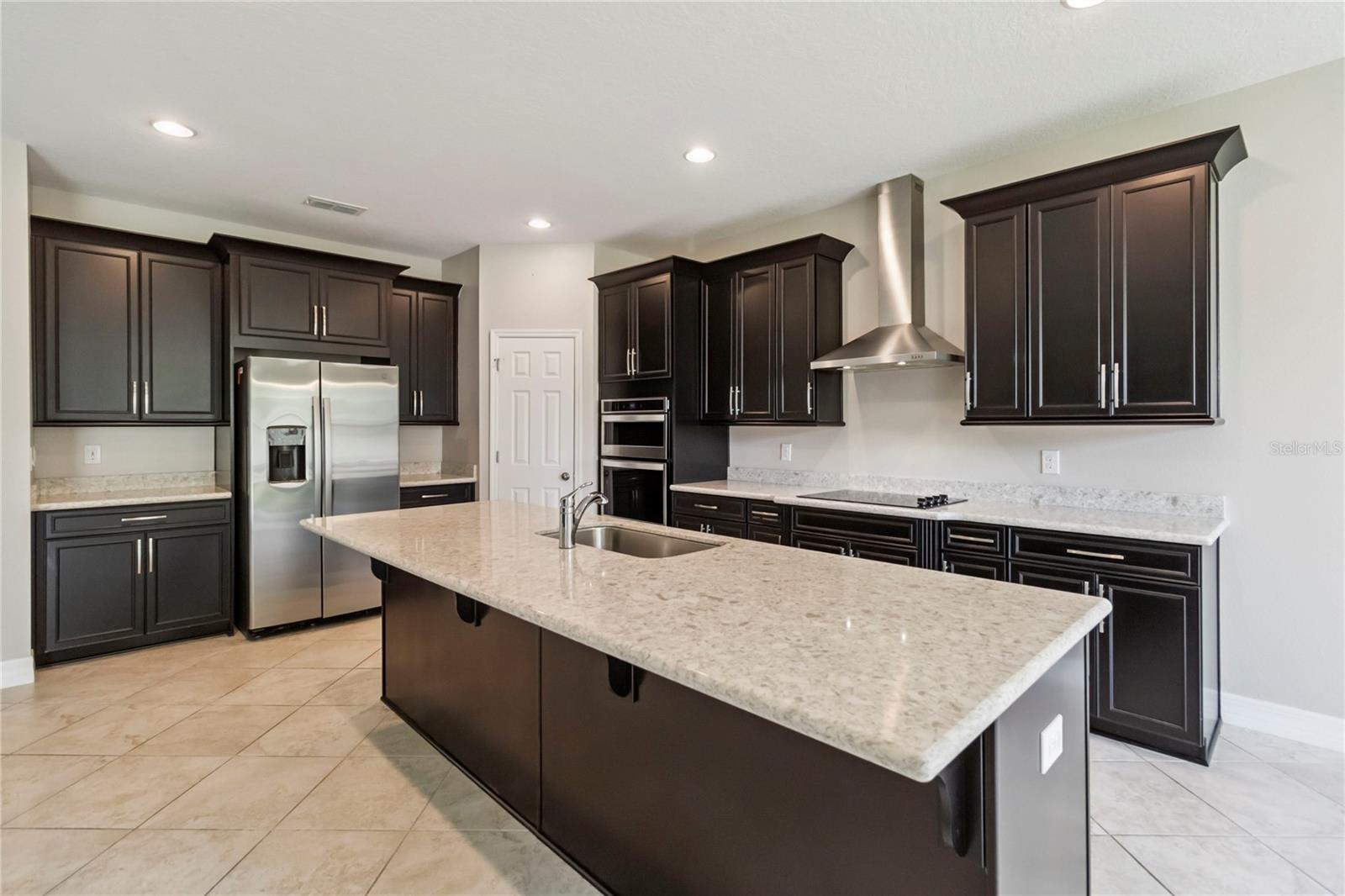 Image 9 of 32 For 2066 Cresswell Street