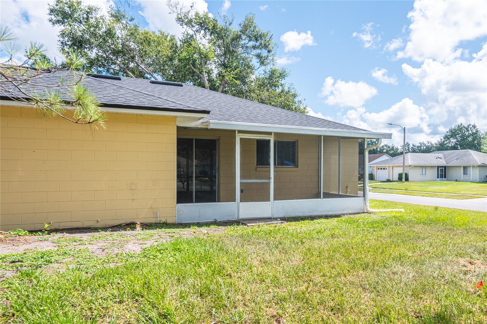 Image 22 of 23 For 5846 Willow Leaf Court