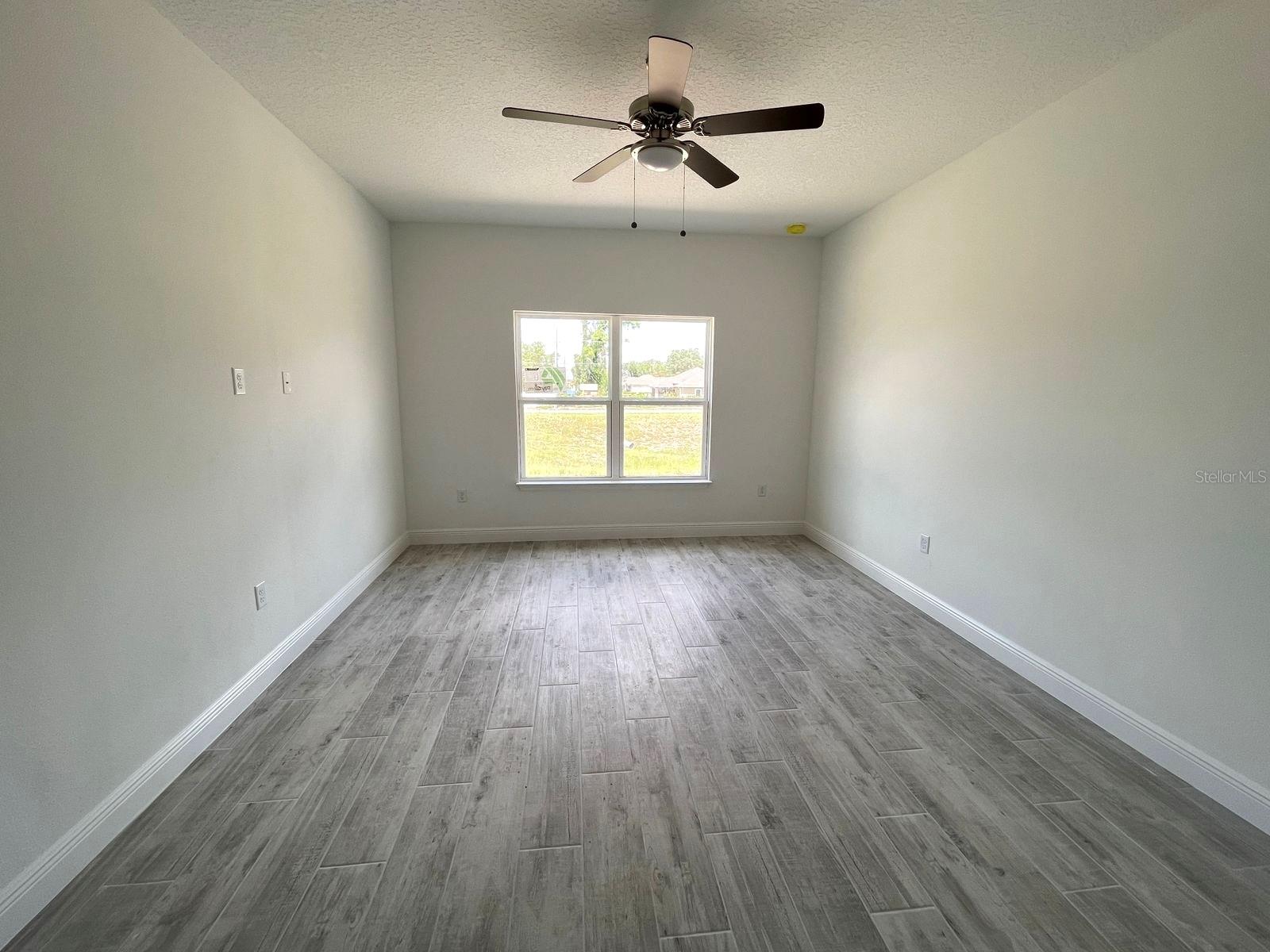 Image 18 of 76 For 5381 128th Street Road