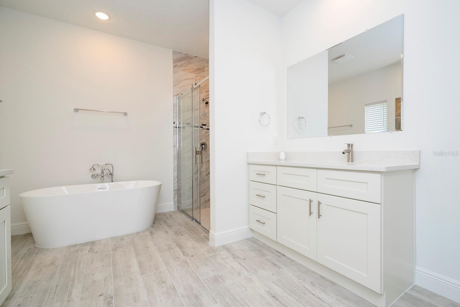 Image 37 of 76 For 5381 128th Street Road