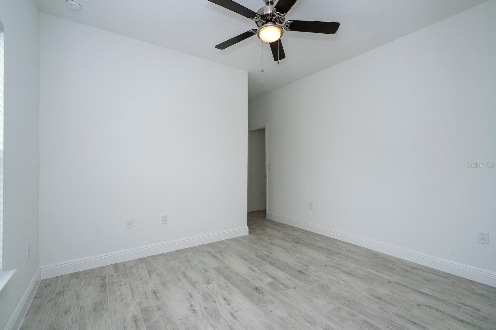 Image 47 of 76 For 5381 128th Street Road