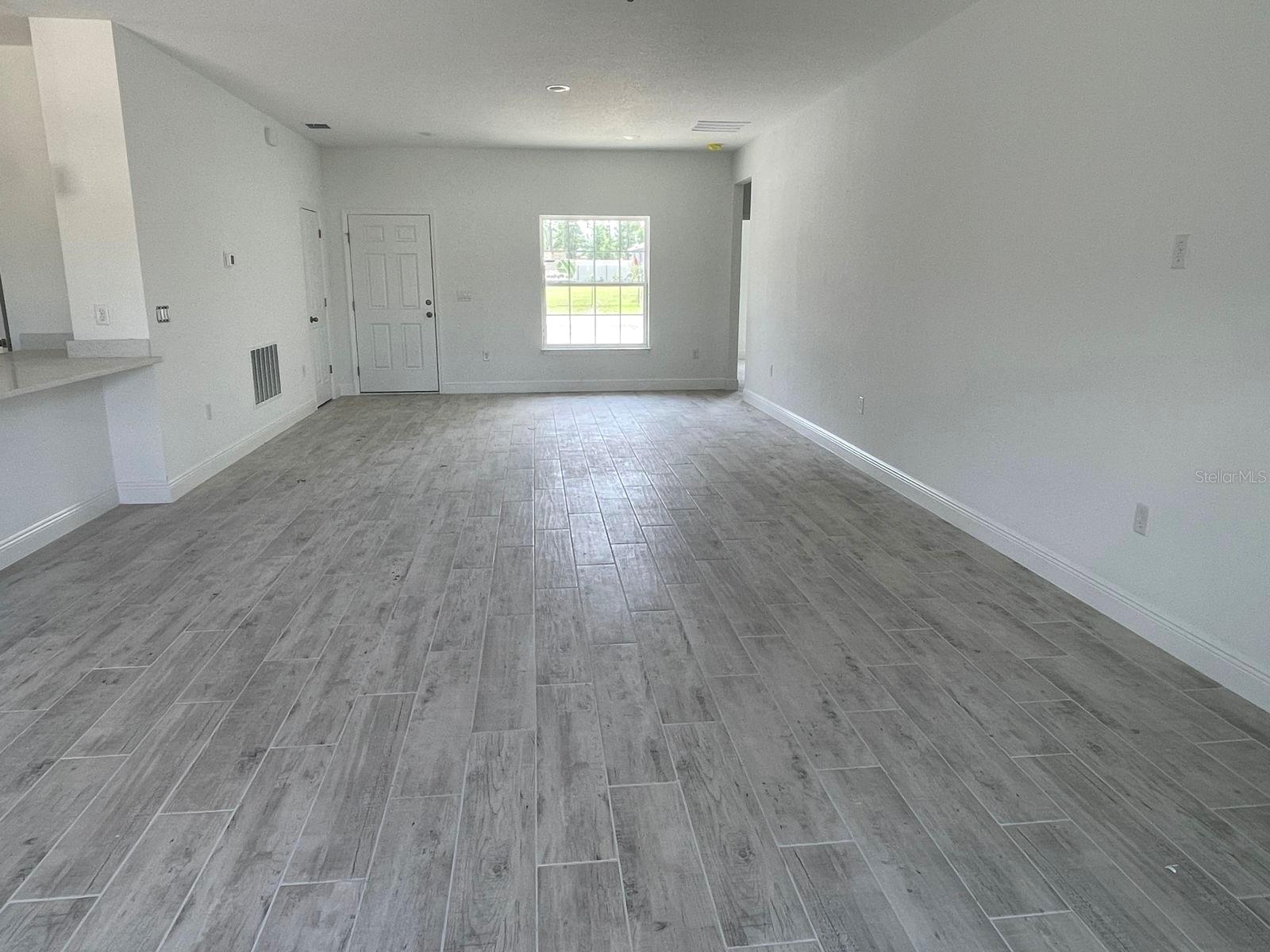 Image 6 of 76 For 5381 128th Street Road
