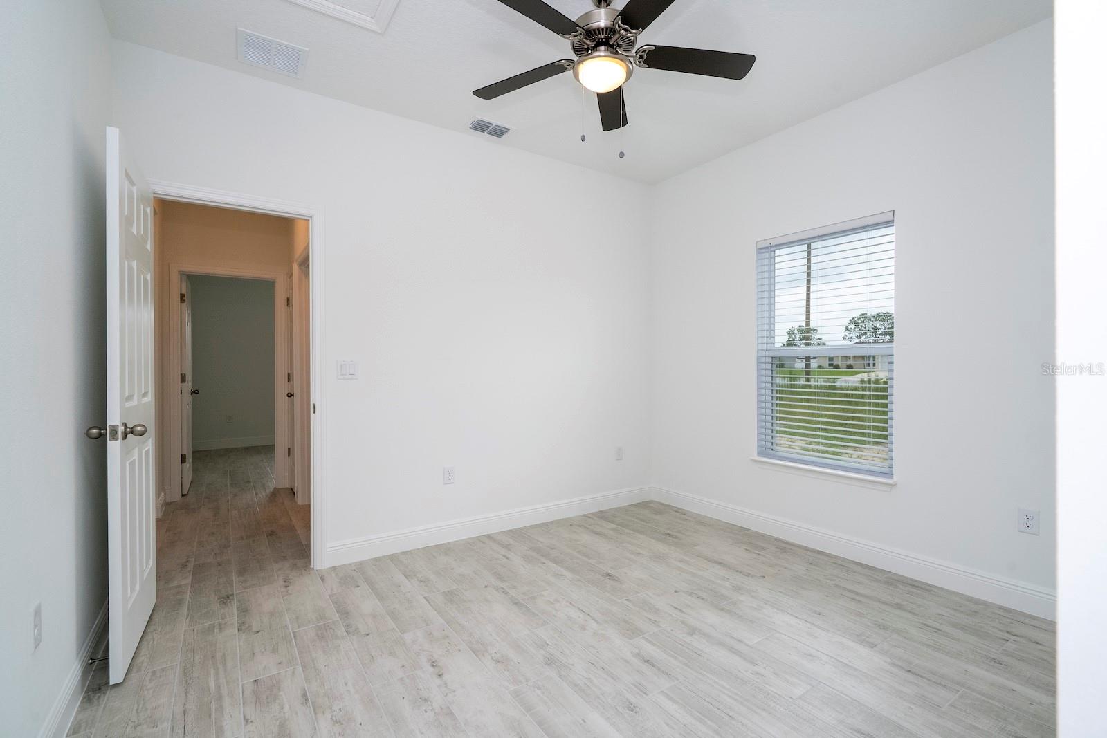 Image 61 of 76 For 5381 128th Street Road