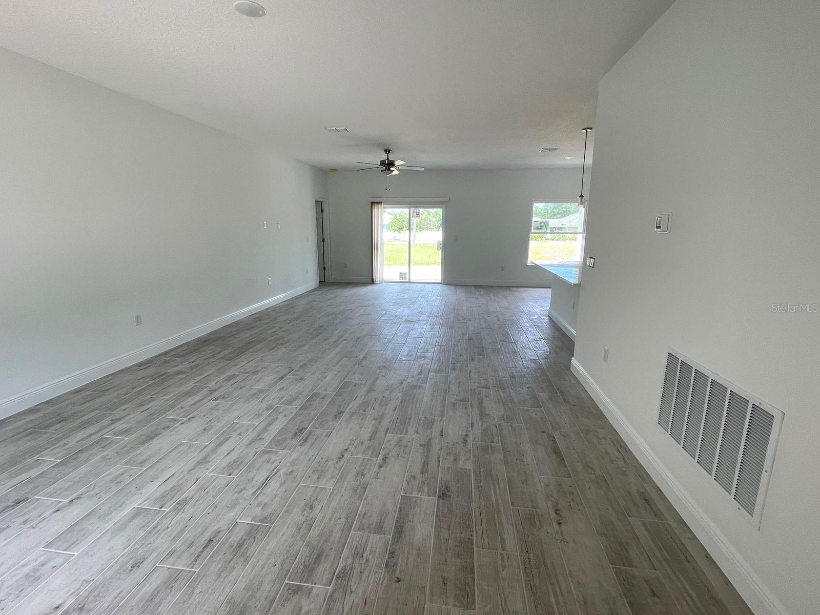 Image 7 of 76 For 5381 128th Street Road