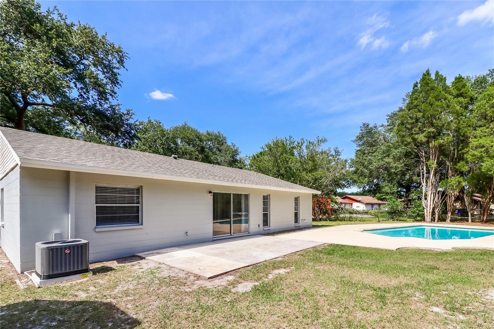 Image 15 of 16 For 2289 Crystalview Court