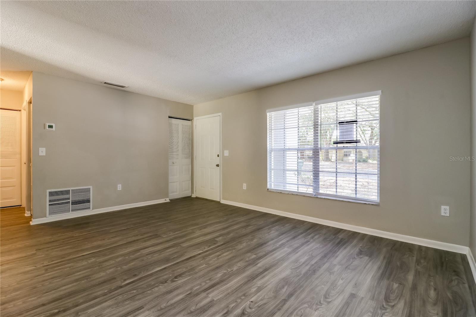 Image 2 of 16 For 2289 Crystalview Court